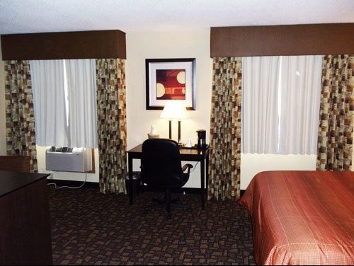 Motel Super 8 By Wyndham Clive Ia Exterior foto
